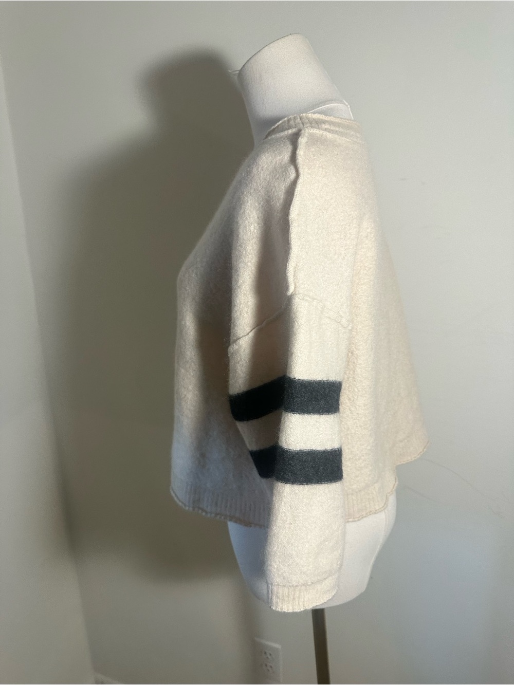 Maeve 100% Cashmere Striped Cropped Sweater Large Cream/Black Anthropologie - Picture 10 of 13